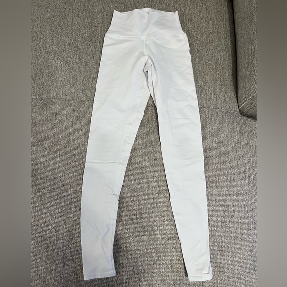 ALO White Leggings. - Picture 2 of 4